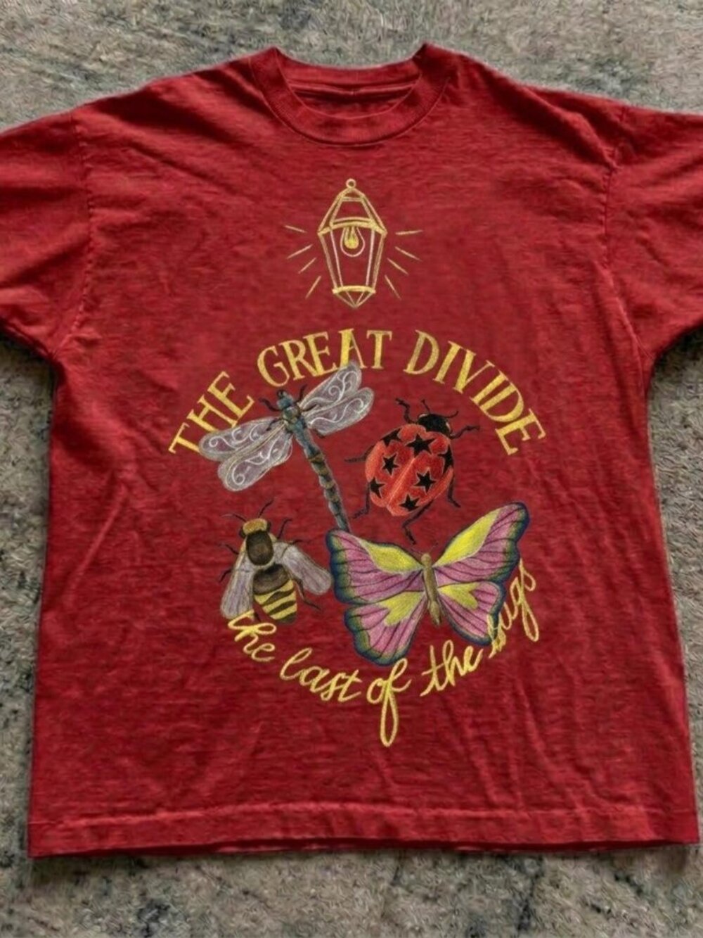 Gildan Red Butterfly Insects The Great Divide Graphic Tee
